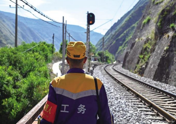 手持终端的行业应用——道路/地铁巡检手持pda